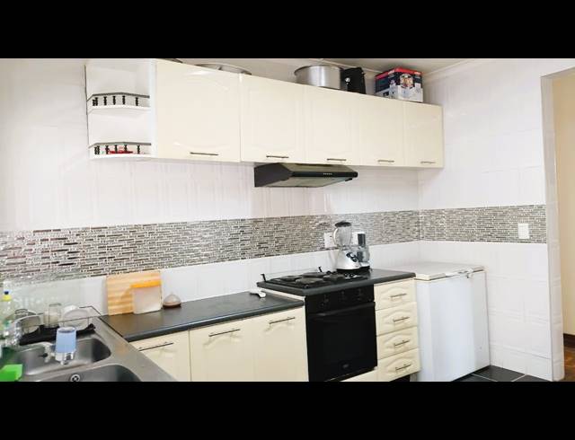 3 BEDROOM HOUSE FOR SALE IN BLUFF